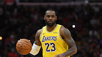 LeBron James durante un partido en la temporada 2019 de la NBA