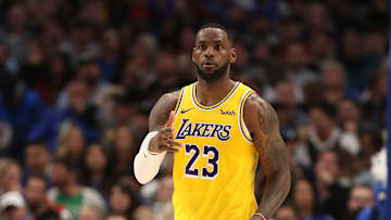 Los Angeles Lakers v Dallas Mavericks