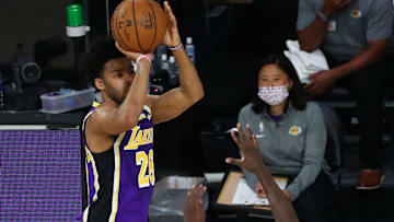 Quinn Cook viene en buen nivel con los Lakers
