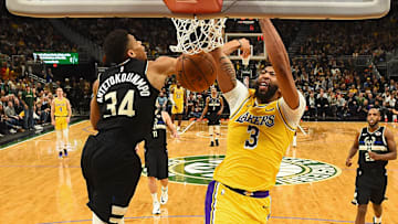 Giannis brilla en el triunfo de Bucks sobre los Lakers
