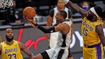 Lakers y Spurs jugarán este viernes