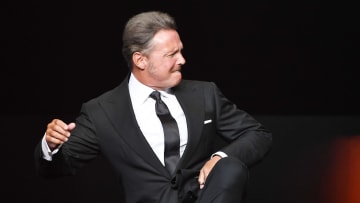 La mansión de Luis Miguel quedó al descubierto 
