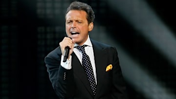 Luis Miguel siempre sufrió la ausencia de Marcela Basteri