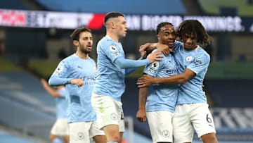 Manchester City se défait d'Arsenal en cette 5e journée de premier League. Manchester City se défait d'Arsenal en cette 5e journée de premier League.