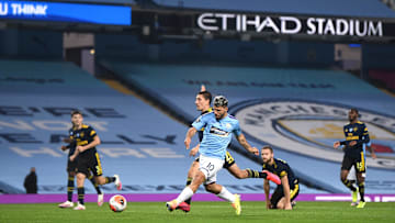 Manchester City v Arsenal FC - Premier League