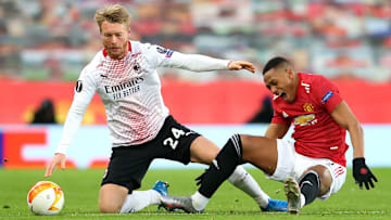 Manchester United v A.C. Milan - UEFA Europa League Round Of 16 Leg One