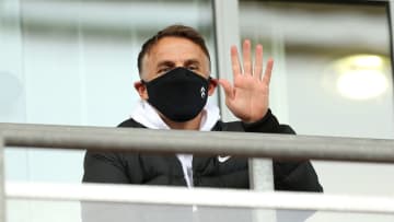 Phil Neville va connaître son premier poste en tant qu'entraîneur en chef d'une équipe masculine