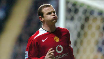 Manchester United's Wayne Rooney celebra