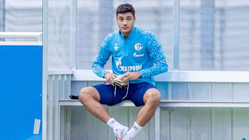 Verlässt Ozan Kabak Schalke vor Transferschluss?