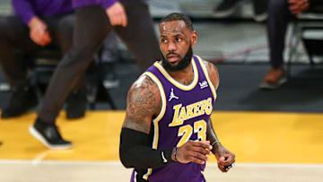 LeBron y los Lakers andan en mala racha