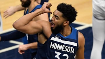 Towns salió de acción con los Timberwolves mientras supera un contagio de COVID-19