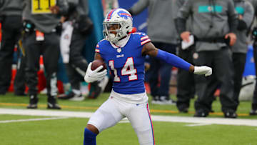 Stefon Diggs jugará ante los Colts