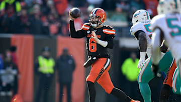 Miami Dolphins v Cleveland Browns