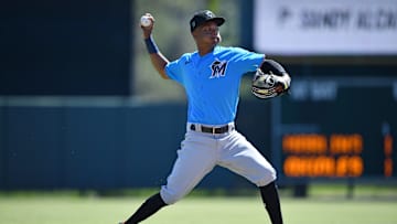 Los Marlins de Miami visitan el campamento de los Nacionales  