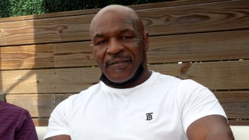 Mike Tyson se retiró del boxeo profesional en 2005