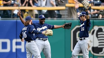 Milwaukee Brewers v Pittsburgh Pirates