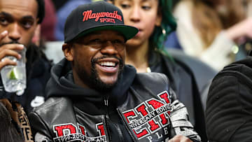 Floyd Mayweather Jr. causó furor por el regalo que le dio a su pequeño nieto de 5 semanas de nacido