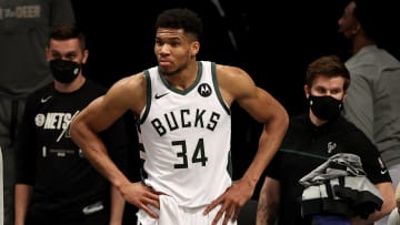 Giannis Antetokounmpo ha carecido de liderazgo en partidos claves en playoffs