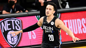 Shamet podría llegar a los Lakers por la vía del cambio