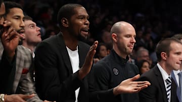 Kevin Durant is still going to go after people on Twitter