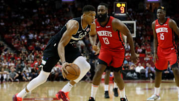 Antetokounmpo y Harden son dos de los candidatos para quedarse con el MVP hasta ahora