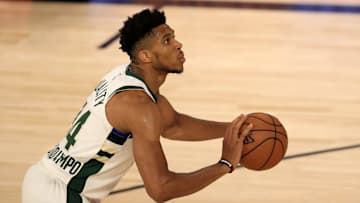 Antetokounmpo no pudo liderar a los Bucks a la victoria y cayeron por tercera vez en la serie