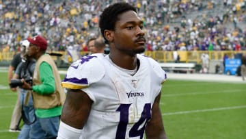 Minnesota Vikings v Green Bay Packers