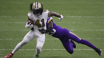 Alvin Kamara destrozó a los Vikings y lideró a los Saints a la victoria en el juego de Navidad