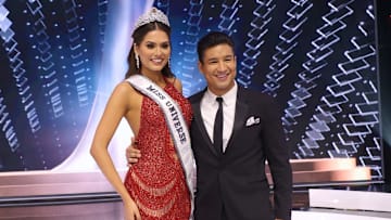 Mario López fue el conductor de Miss Universo 2021