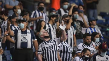 Aficionados de Rayados de Monterrey.