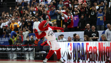 Parte de los fanáticos podrían volver a las arenas de la NBA