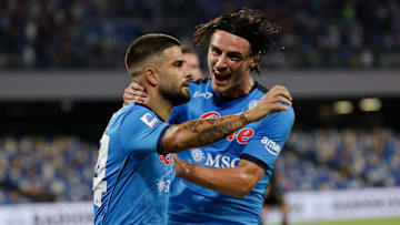 Insigne esulta dopo il goal al Venezia