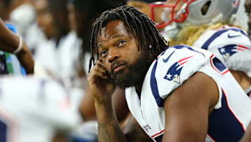 New England Patriots defensive end Michael Bennett