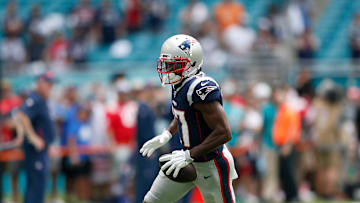 Antonio Brown disputó un juego en esta campaña con los Patriots