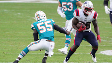 White volverá a los Patriots en la temporada 2021-22 de la NFL