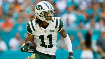 WR Robby Anderson denies he turned down a big offer from the New York Jets after signing with the Carolina Panthers.