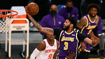 Anthony Davis será el pívot titular de Los Angeles Lakers