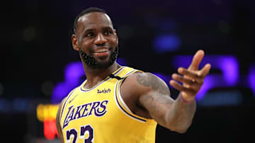LeBron James se burló del nuevo nombre de los Redskins 