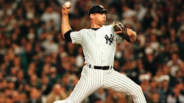 New York Yankees relief pitcher John Wetteland, sh