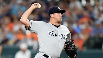El pitcher Jonathan Holder ya tiene su ingreso de dinero completo en este año