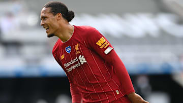 Van Dijk encabeza la lista