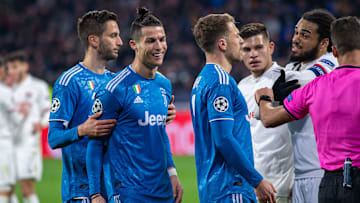 Olympique Lyon v Juventus - UEFA Champions League Round of 16: First Leg