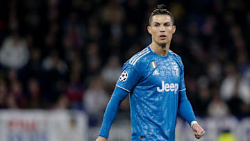 Olympique Lyon v Juventus - UEFA Champions League