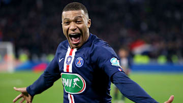 Olympique Lyonnais v Paris Saint-Germain - French Cup Semi Final