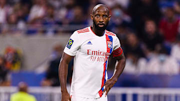 L'attaquant Moussa Dembélé, blessé, se voit "freiné" en plein vol avec l'OL.