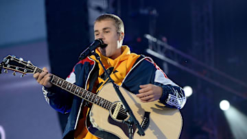 Justin Bieber tuvo que aplazar su gira mundial por la pandemia