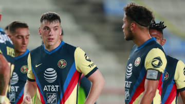 América siempre se ha caracterizado por traer refuerzos foráneos.