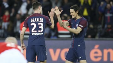 Julian Draxler a nommé Edinson Cavani dans son XI de légende. 