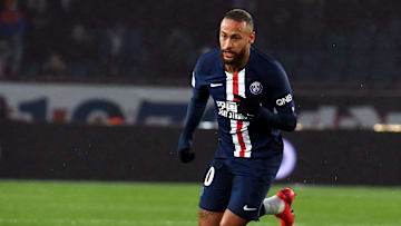 Paris Saint-Germain v Girondins Bordeaux - Ligue 1