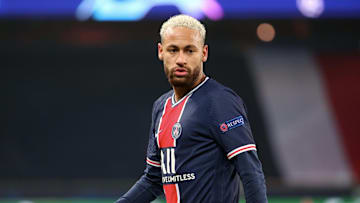 Paris Saint Germain v Istanbul Basaksehir - UEFA Champions League